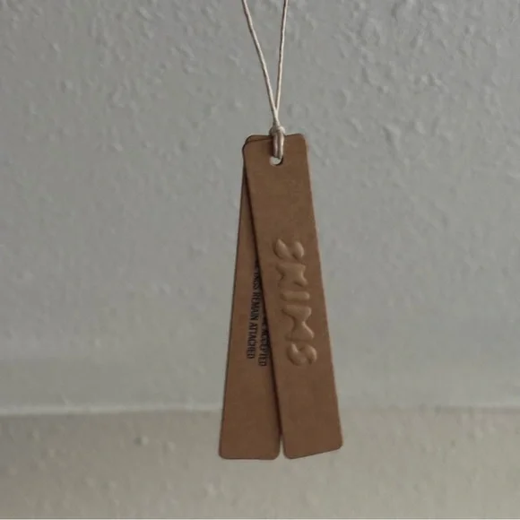 🍒SKIMS SQUARE NECK BRA🍒 - Picture 9 of 10